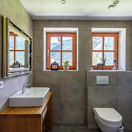 达奇斯坦糟贝尔公寓 公寓 *